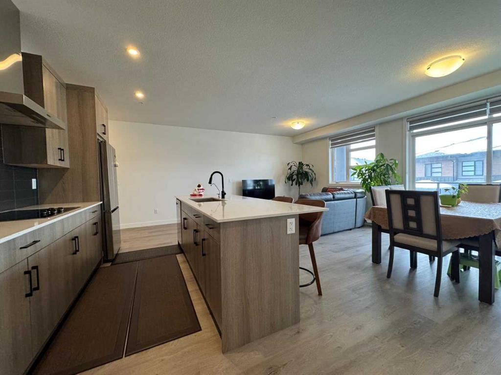 1207-55 Lucas Way Nw, Calgary, AB - Indoor