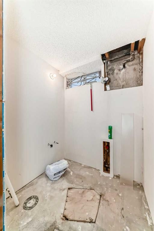 352 Malvern Close Ne, Calgary, AB - Indoor