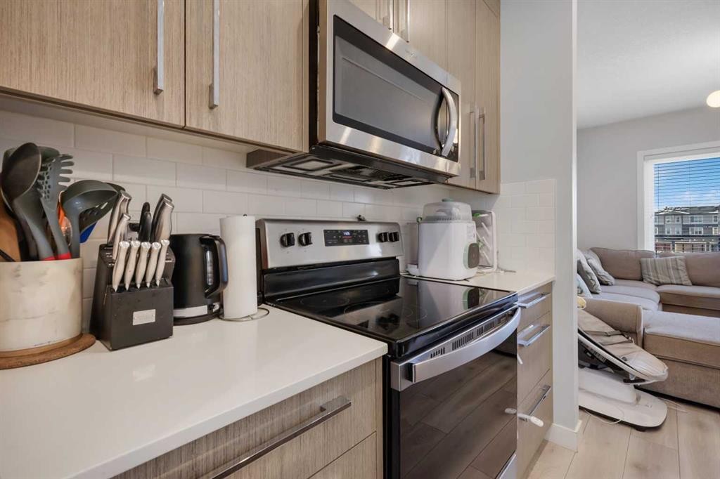 507-72 Cornerstone Manor Ne, Calgary, AB - Indoor Photo Showing Kitchen