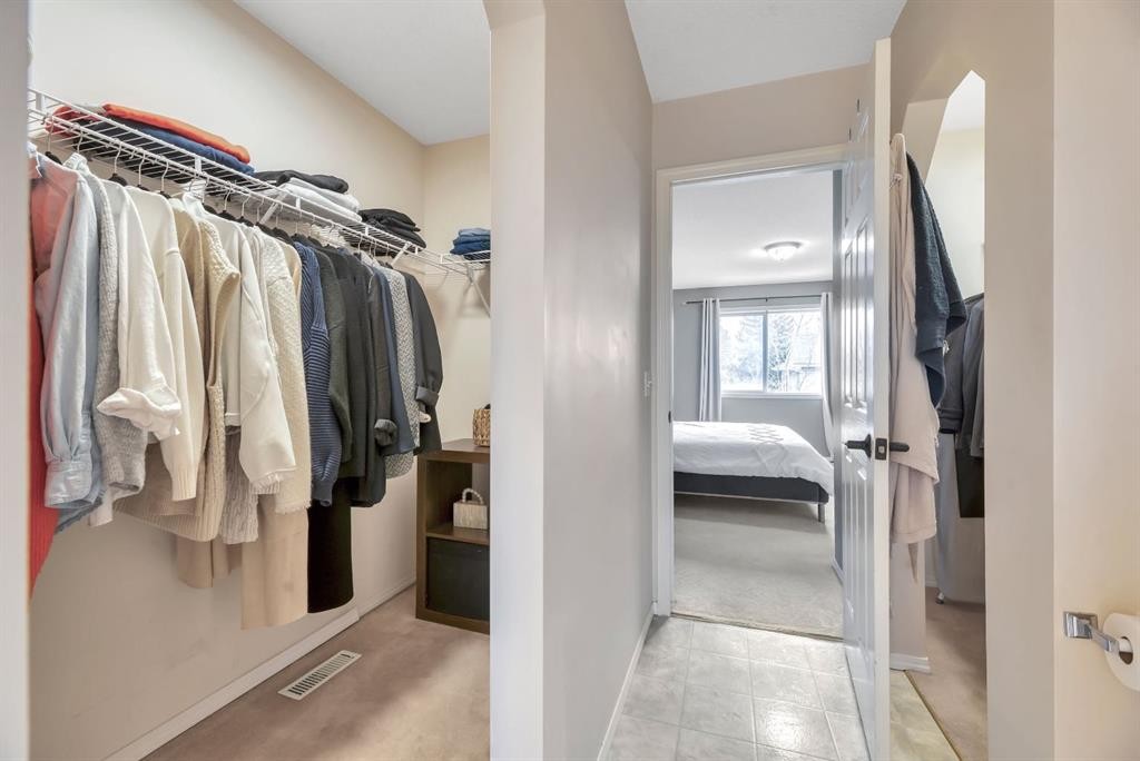 249 Mt.Douglas Circle Se, Calgary, AB - Indoor With Storage