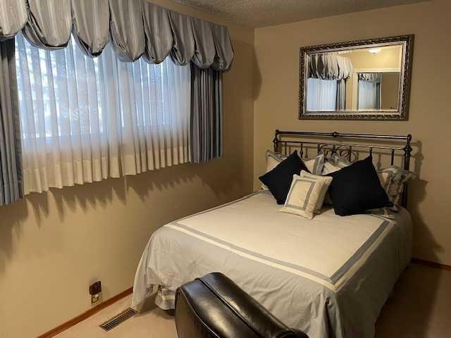 6311 Pineridge Road Ne, Calgary, AB - Indoor Photo Showing Bedroom