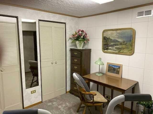 6311 Pineridge Road Ne, Calgary, AB - Indoor