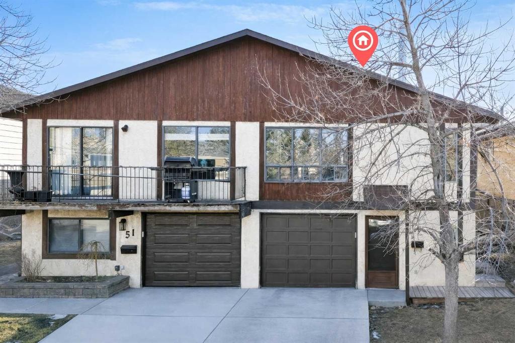 49 Beacham Way Nw, Calgary, AB - Outdoor