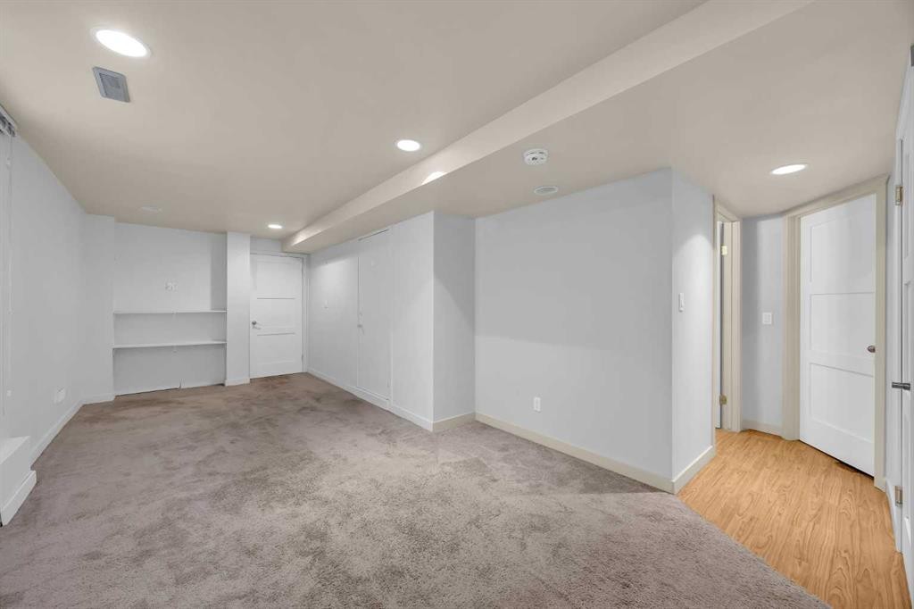49 Beacham Way Nw, Calgary, AB - Indoor Photo Showing Other Room