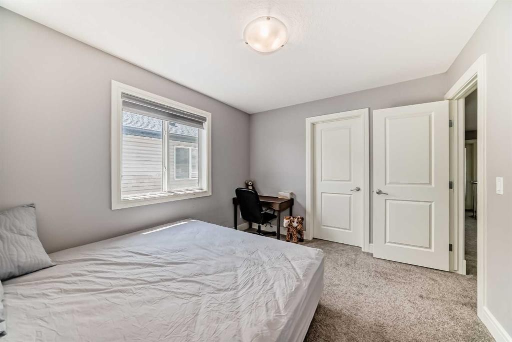 26 Saddlelake View Ne, Calgary, AB - Indoor Photo Showing Bedroom