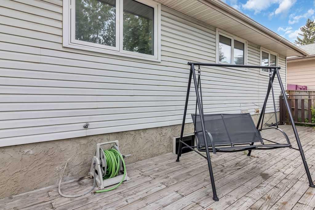 10 Radcliffe Crescent Se, Calgary, AB - Outdoor With Deck Patio Veranda With Exterior