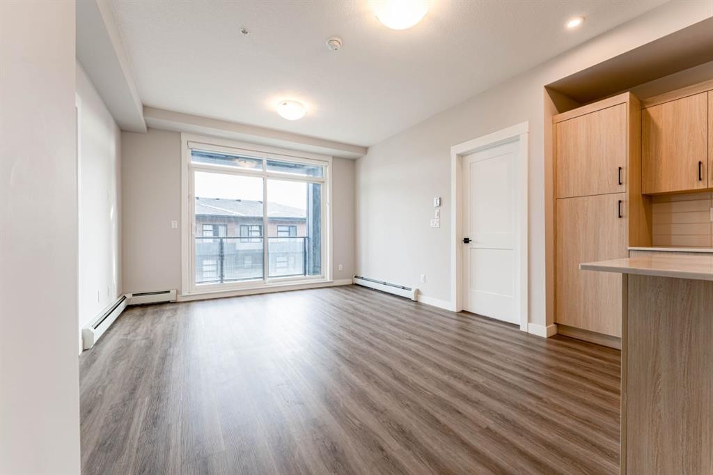 2312-55 Lucas Way Nw, Calgary, AB - Indoor Photo Showing Other Room