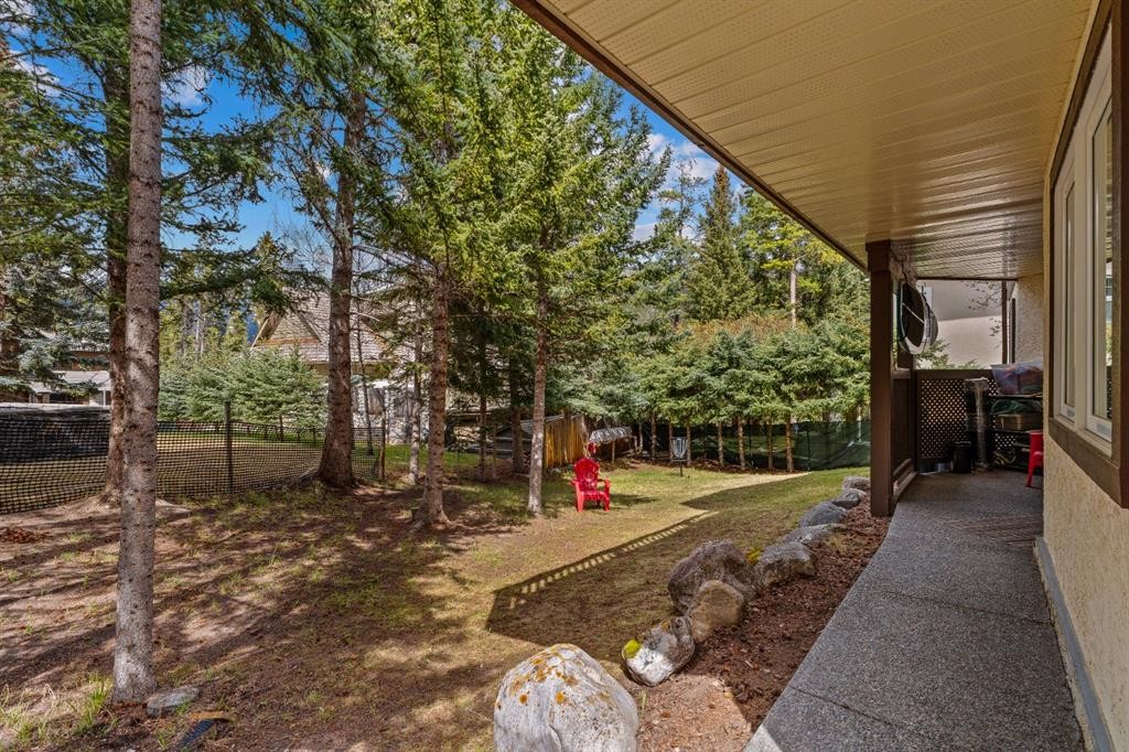 108 Lougheed Circle, Banff, AB - Outdoor