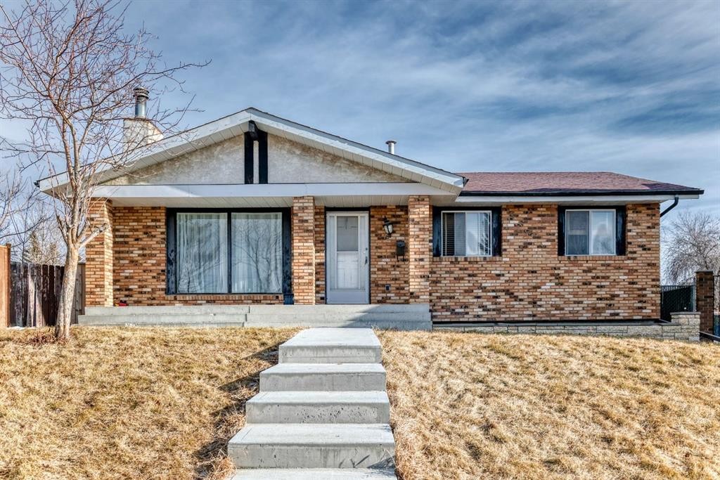 19 Malvern Place Ne, Calgary, AB - Outdoor