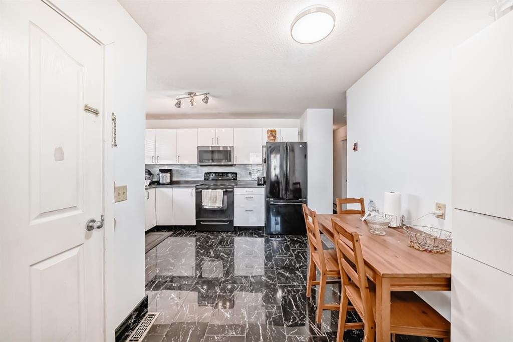 19 Malvern Place Ne, Calgary, AB - Indoor