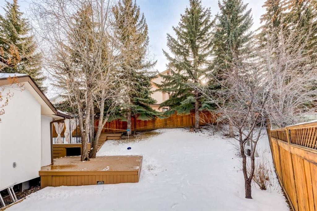 113 Straddock Terrace Sw, Calgary, AB - Outdoor