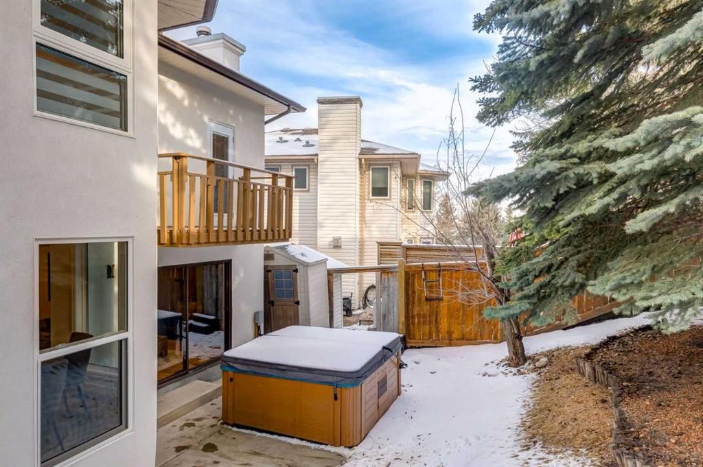 113 Straddock Terrace Sw, Calgary, AB - Outdoor With Exterior