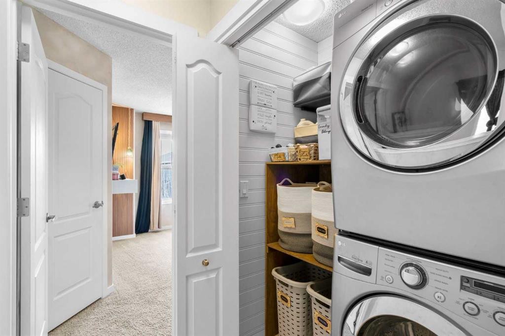 17 Cranford Place Se, Calgary, AB - Indoor Photo Showing Laundry Room
