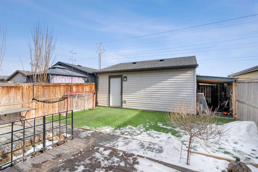 17 Cranford Place Se, Calgary, AB - Outdoor