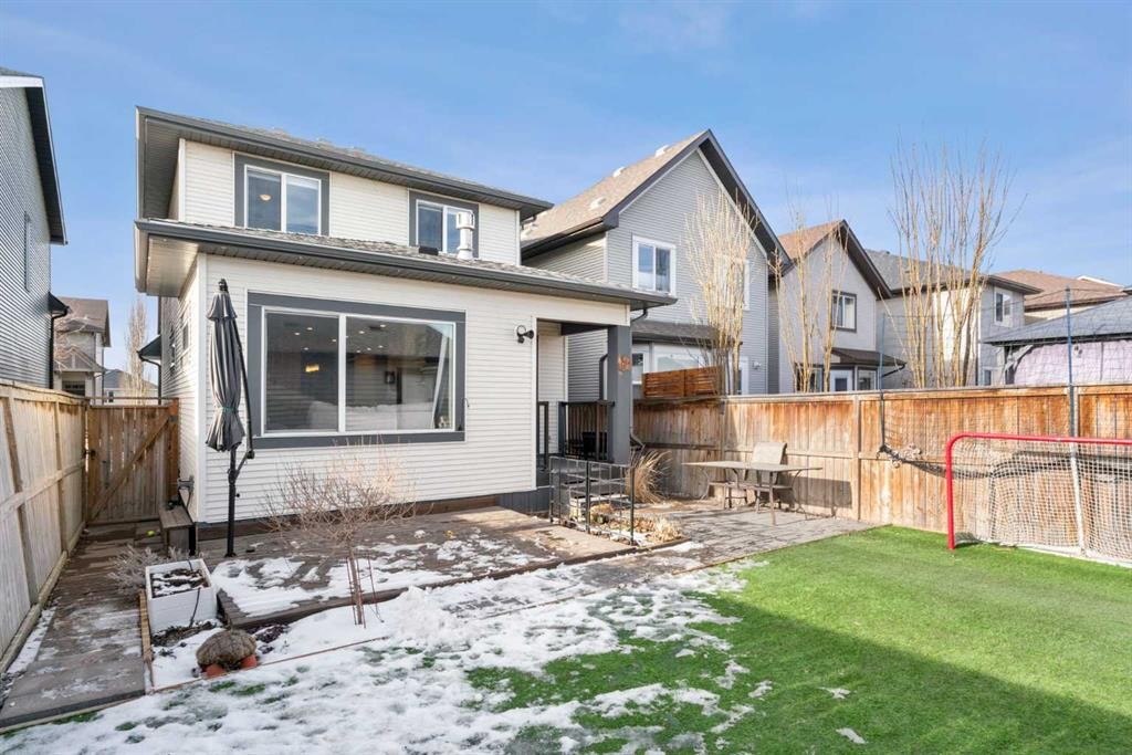 17 Cranford Place Se, Calgary, AB - Outdoor