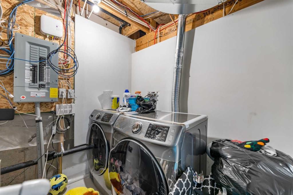 10532 Cityscape Drive Ne, Calgary, AB - Indoor Photo Showing Laundry Room