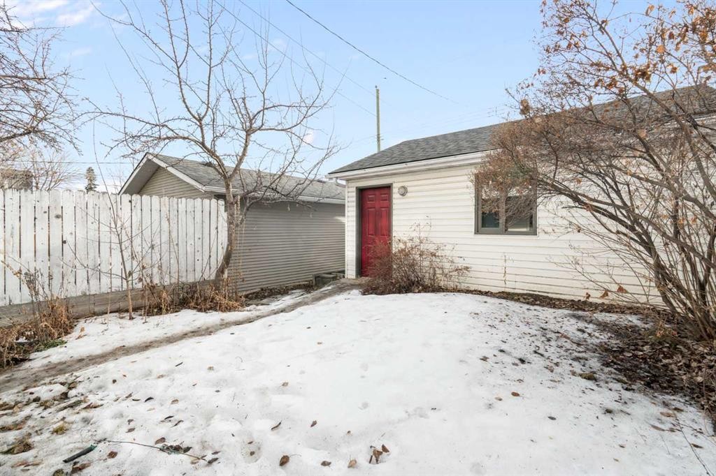 2213 31 Avenue Sw, Calgary, AB - Outdoor