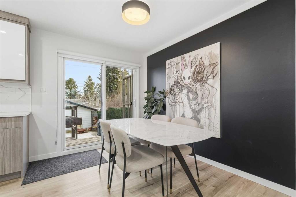 711 101 Avenue Sw, Calgary, AB - Indoor Photo Showing Dining Room