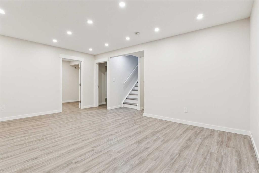 132 Citadel Meadow Bay Nw, Calgary, AB - Indoor