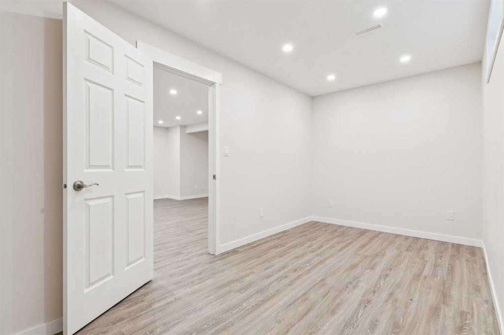 132 Citadel Meadow Bay Nw, Calgary, AB - Indoor Photo Showing Other Room