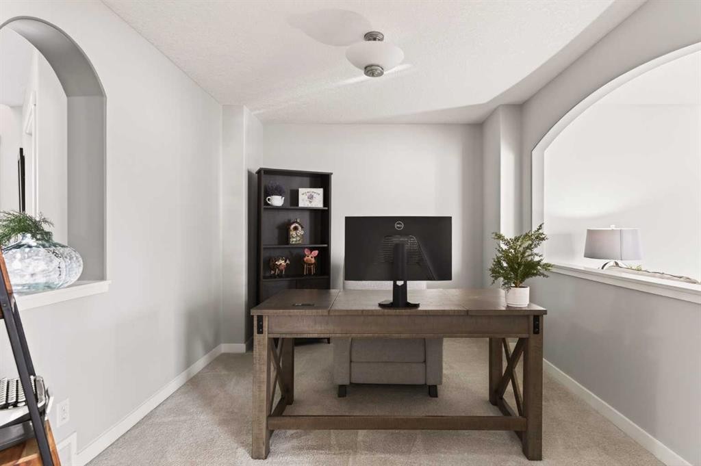 4 Cougarstone Square Sw, Calgary, AB - Indoor Photo Showing Office