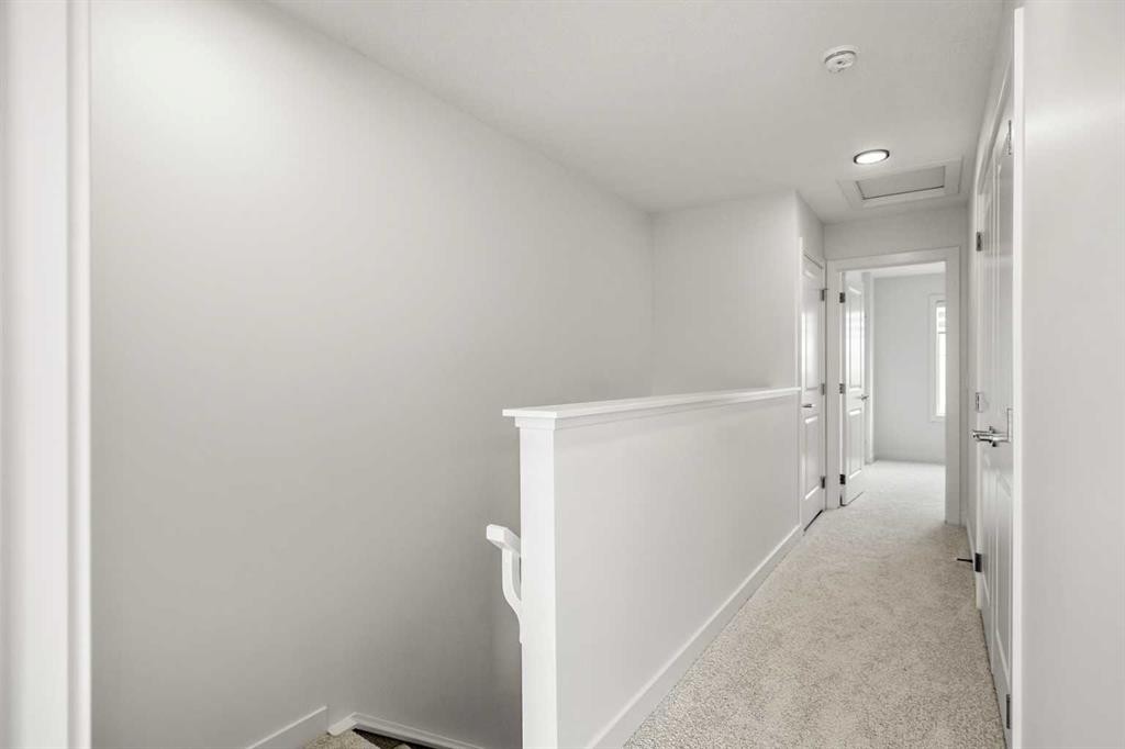202-550 Seton Circle Se, Calgary, AB - Indoor Photo Showing Other Room