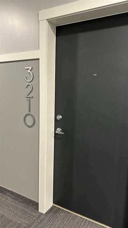 3210-33 Carringham Gate Nw, Calgary, AB