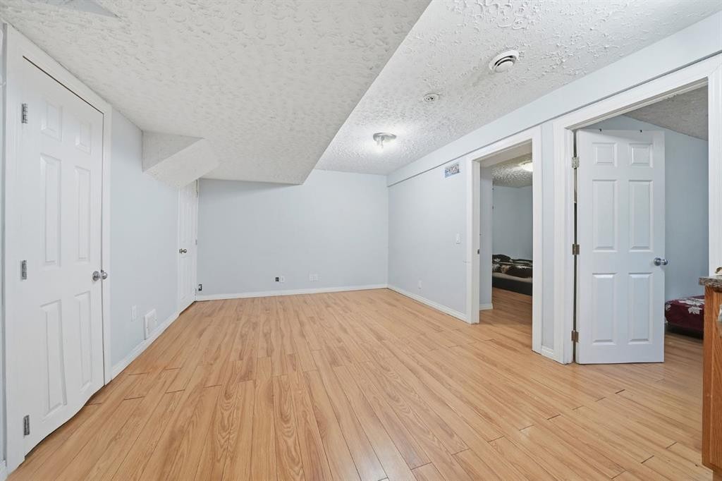 218 Tarawood Place Ne, Calgary, AB - Indoor Photo Showing Other Room