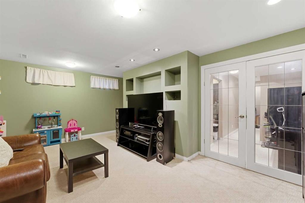 96 Abberfield Crescent Ne, Calgary, AB - Indoor