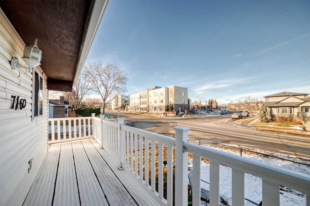 7160 Temple Drive Ne, Calgary, AB - Outdoor