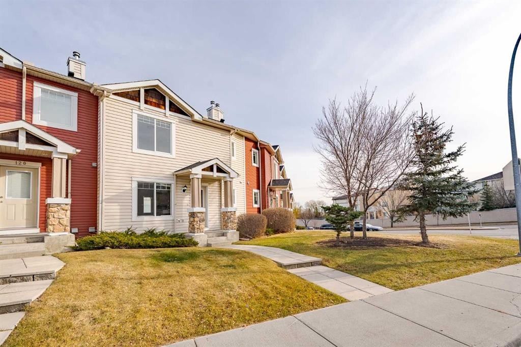 122 Panamount Drive Nw, Calgary, AB - Outdoor With Facade