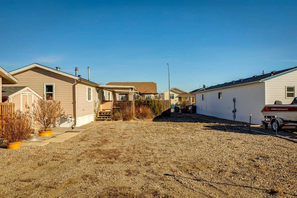 1909 29 Avenue, Nanton, AB - Outdoor With Exterior