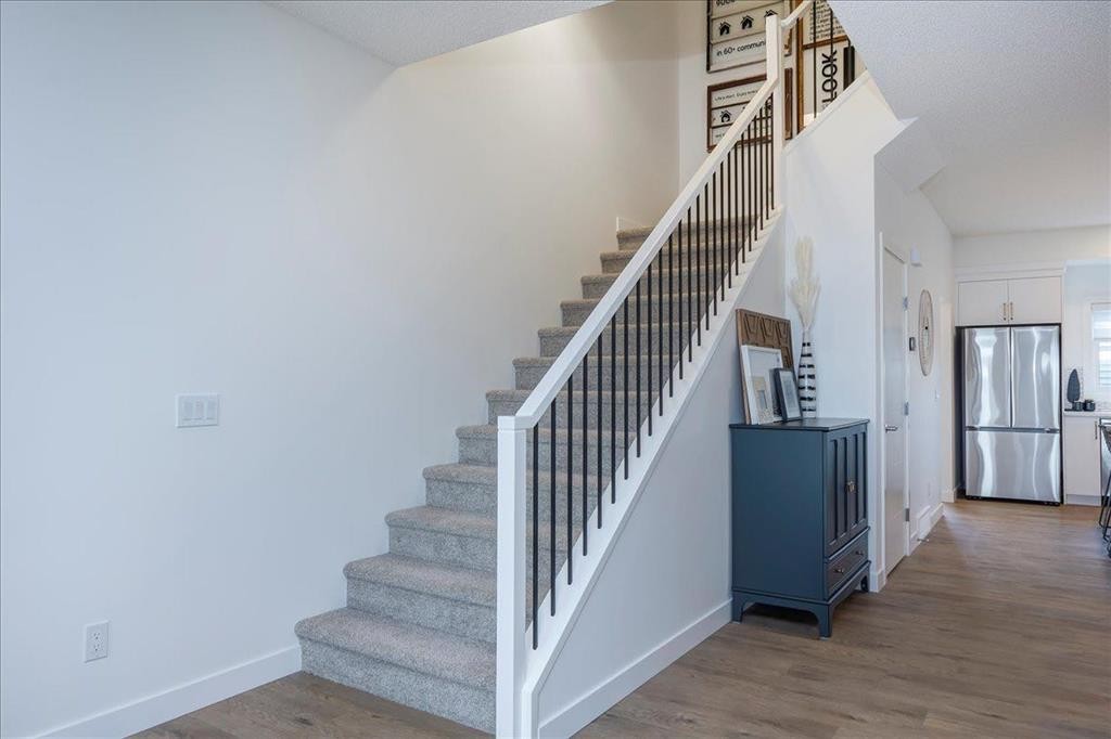 540 Legacy Circle Se, Calgary, AB - Indoor Photo Showing Other Room