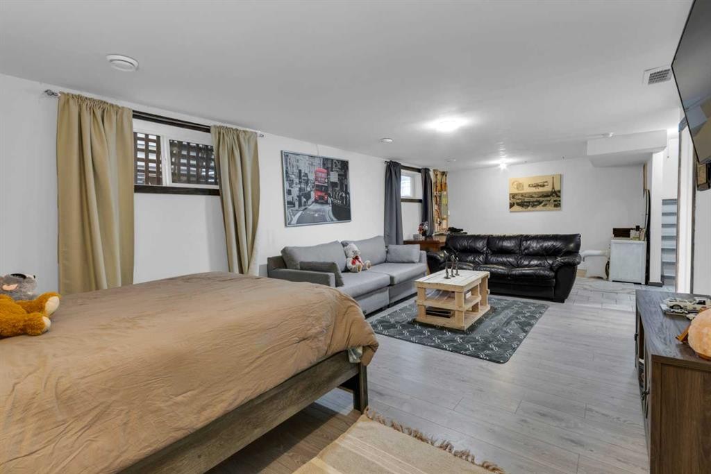 367 Fireside Place, Cochrane, AB - Indoor