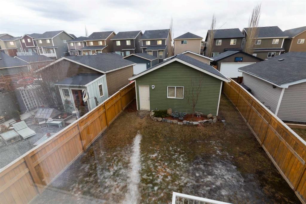 367 Fireside Place, Cochrane, AB - Outdoor