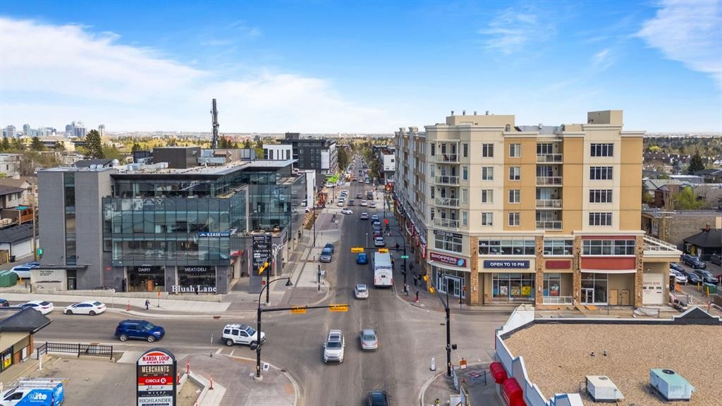 2125 36 Avenue Sw, Calgary, AB - Outdoor