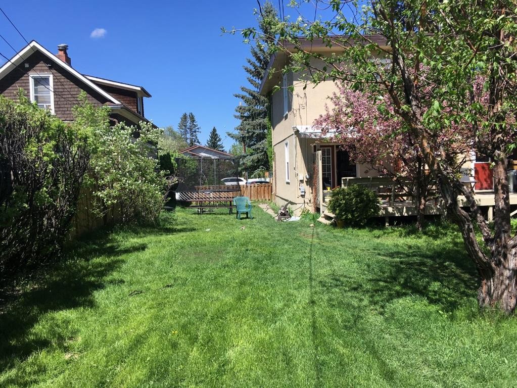 2125 36 Avenue Sw, Calgary, AB - Outdoor