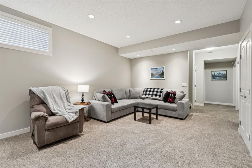 101 Cranarch Common Se, Calgary, AB - Indoor