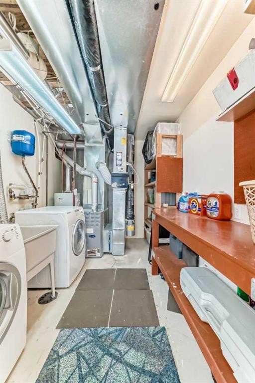 116 Hidden Creek Rise Nw, Calgary, AB - Indoor Photo Showing Laundry Room