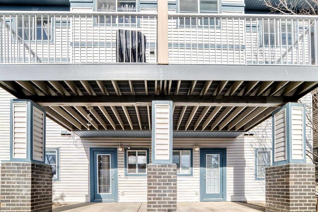 116 Hidden Creek Rise Nw, Calgary, AB - Outdoor