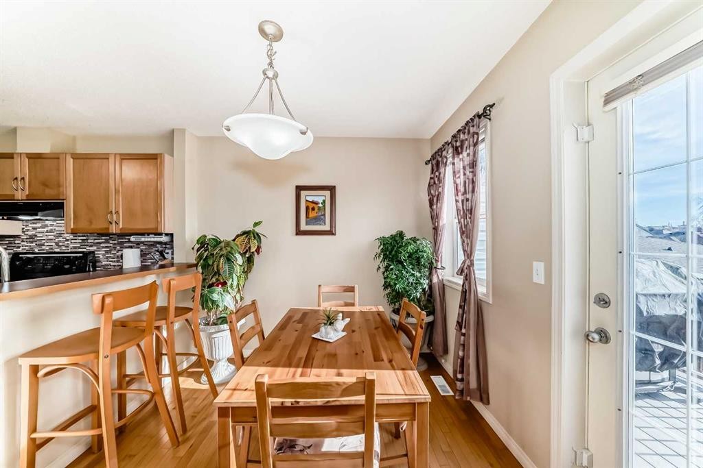 116 Hidden Creek Rise Nw, Calgary, AB - Indoor Photo Showing Dining Room