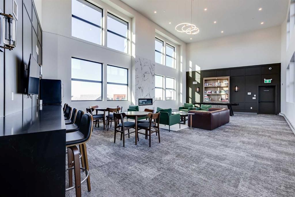 1414-520 Reynolds Avenue Sw, Airdrie, AB - Indoor