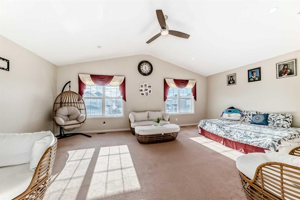 71 Martha'S Meadow Close Ne, Calgary, AB - Indoor Photo Showing Bedroom