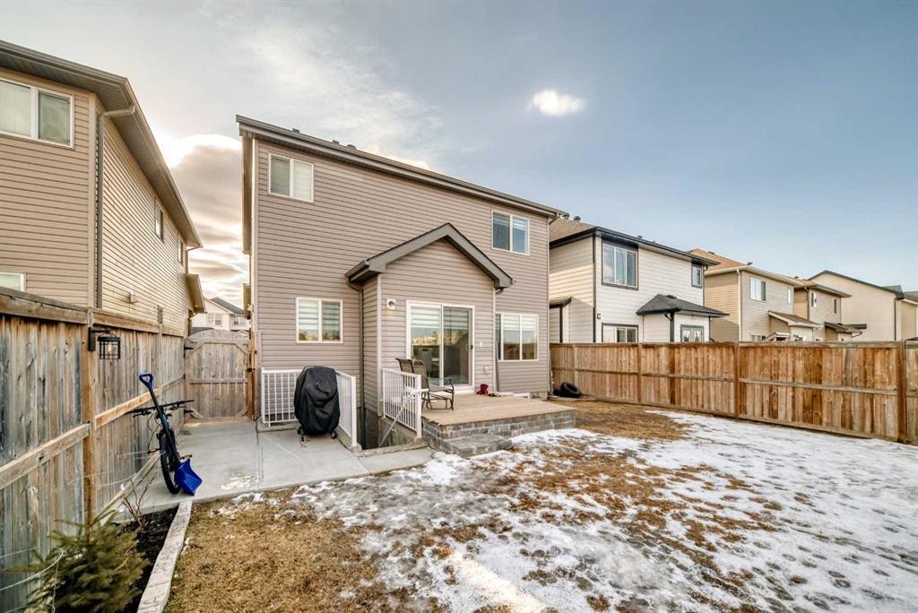 71 Martha'S Meadow Close Ne, Calgary, AB - Outdoor With Exterior