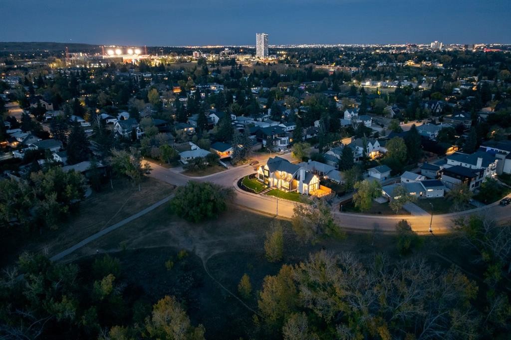 2920 Toronto Crescent Nw, Calgary, AB - Outdoor With View