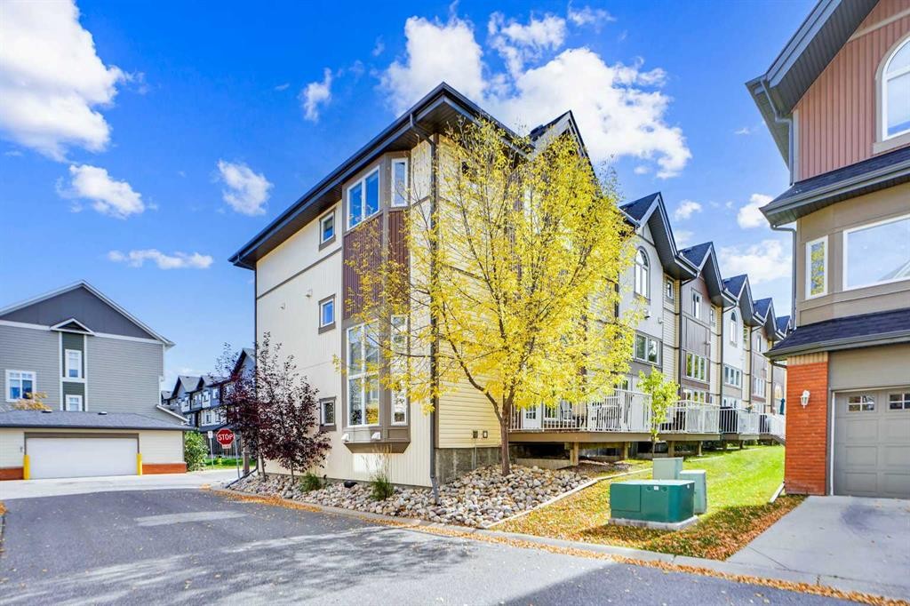 1511 Wentworth Villas Sw, Calgary, AB