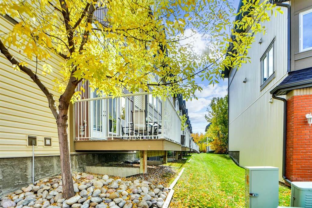 1511 Wentworth Villas Sw, Calgary, AB