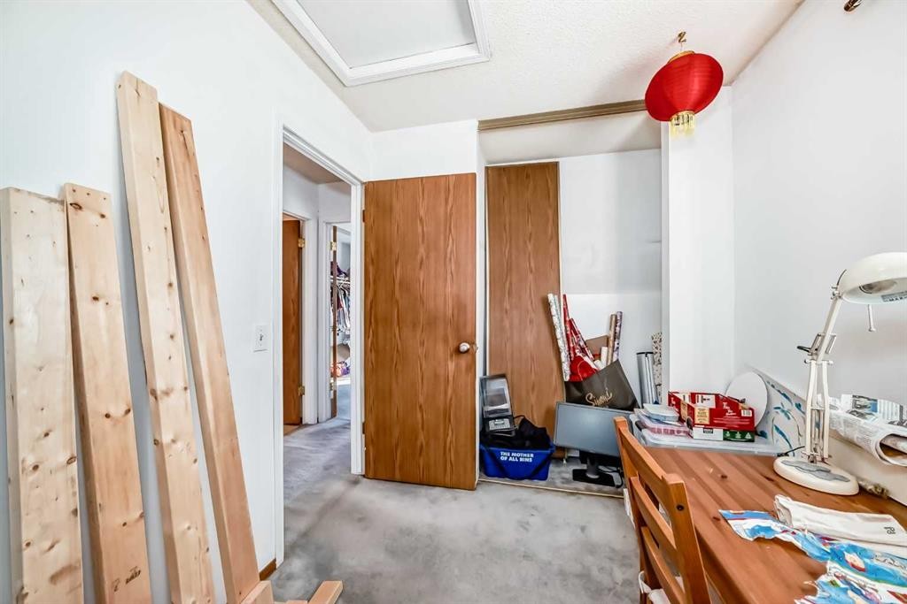 142 Hunterhorn Drive Ne, Calgary, AB