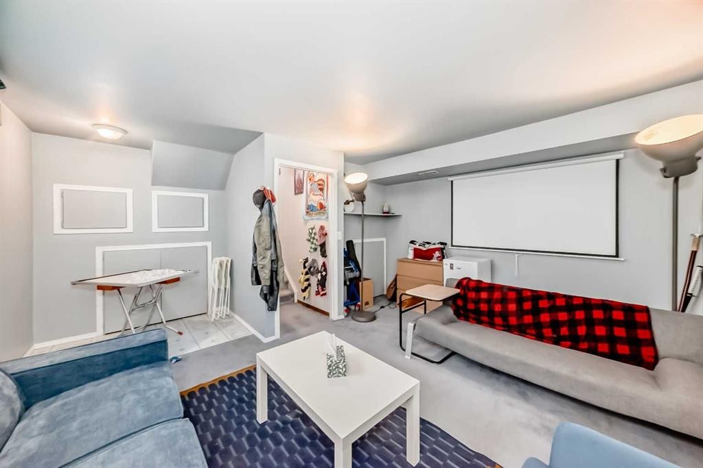 142 Hunterhorn Drive Ne, Calgary, AB