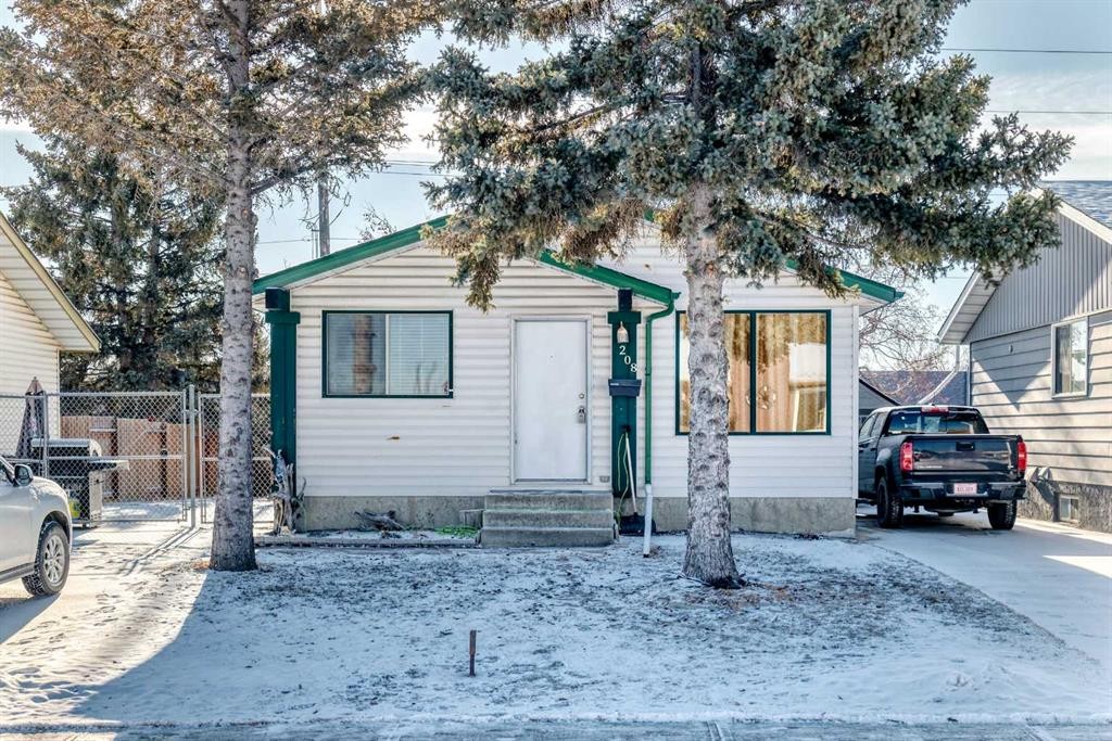 208 Bracewood Road Sw, Calgary, AB - Outdoor